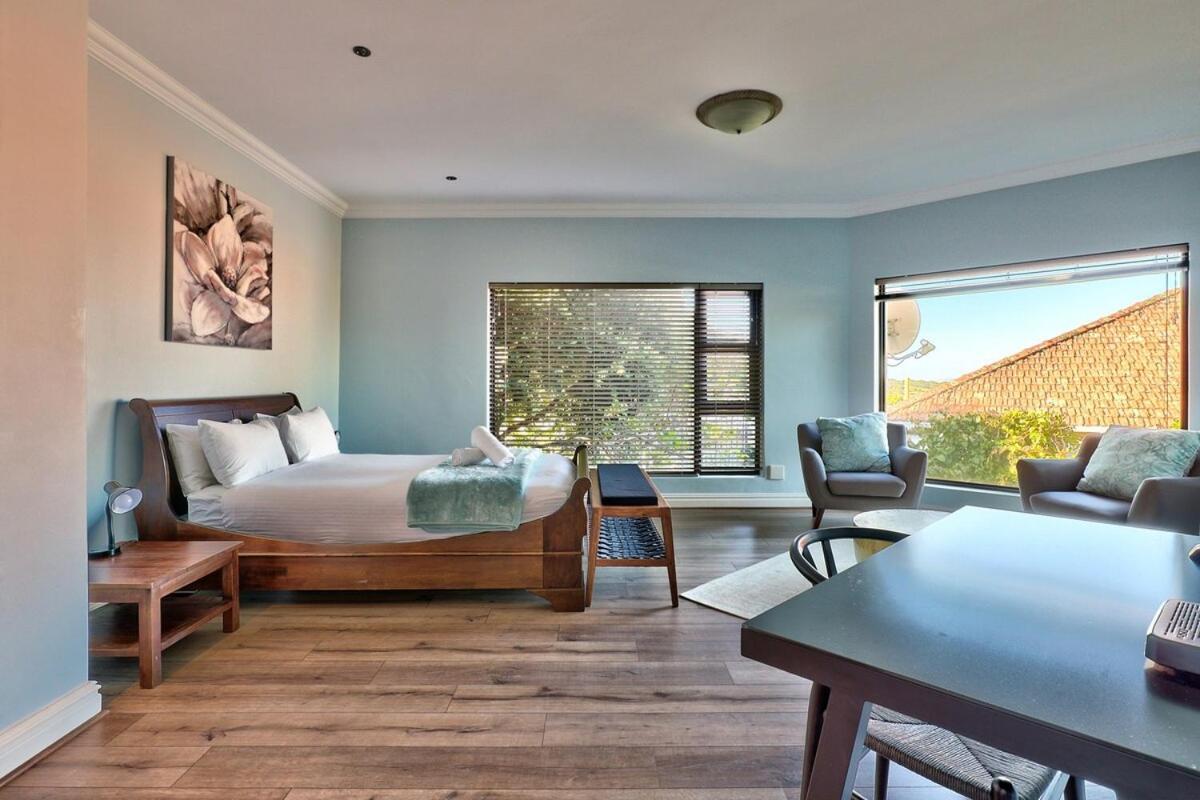 Tranquil Family Escape Spacious & Garden * Cape Town