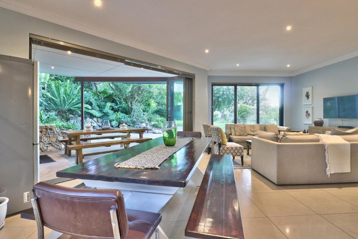 Tranquil Family Escape Spacious & Garden Holiday home Cape Town